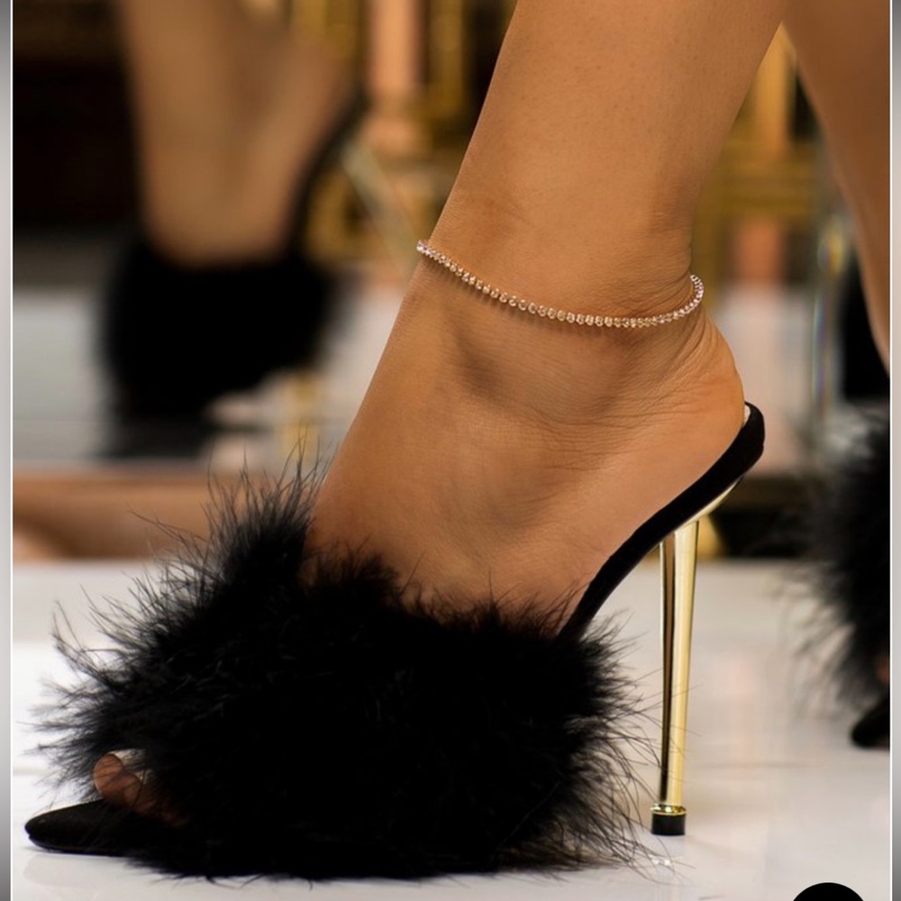Sexy Feathered Heels